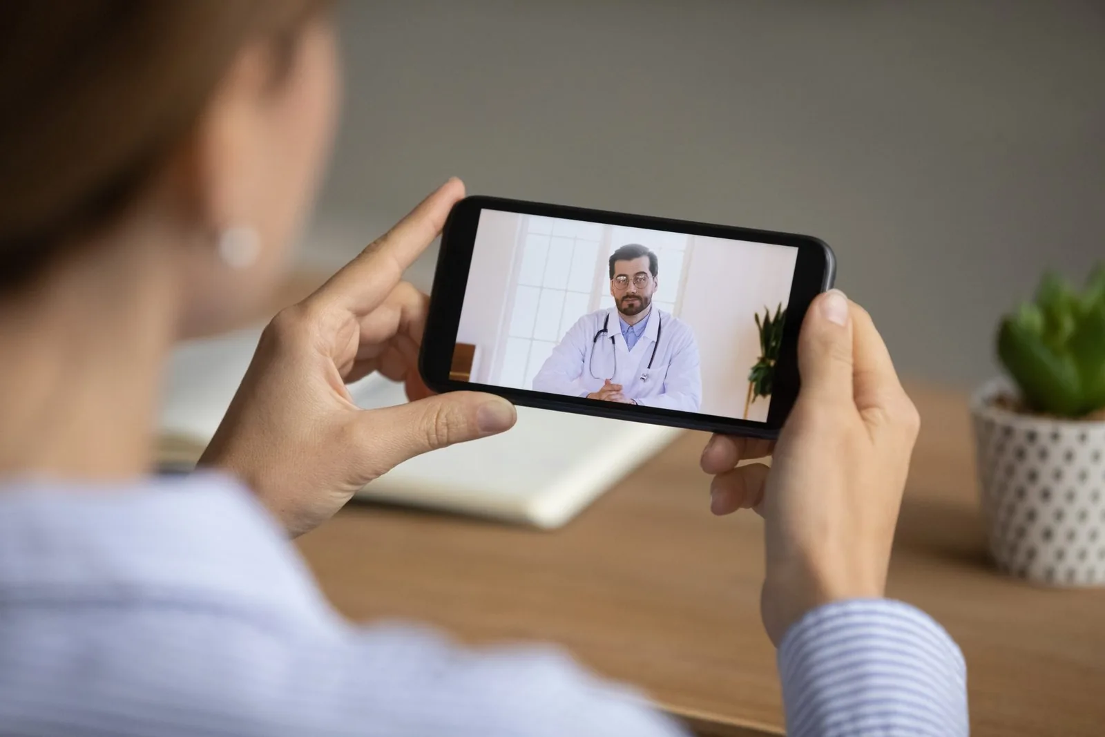 Patient joining a telemedicine visit from a mobile phone